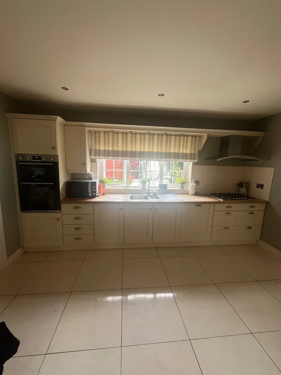 Kitchen - Image 2