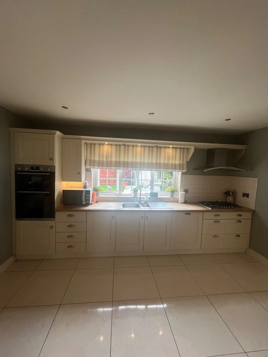 Kitchen - Image 3