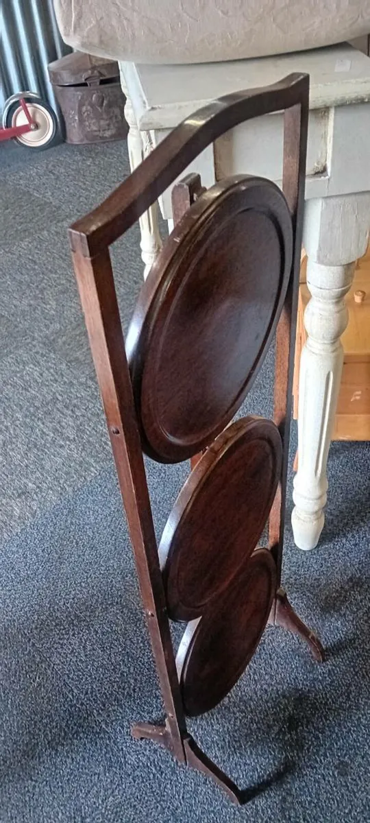 Early 20th Century Folding Cakestand - Image 2