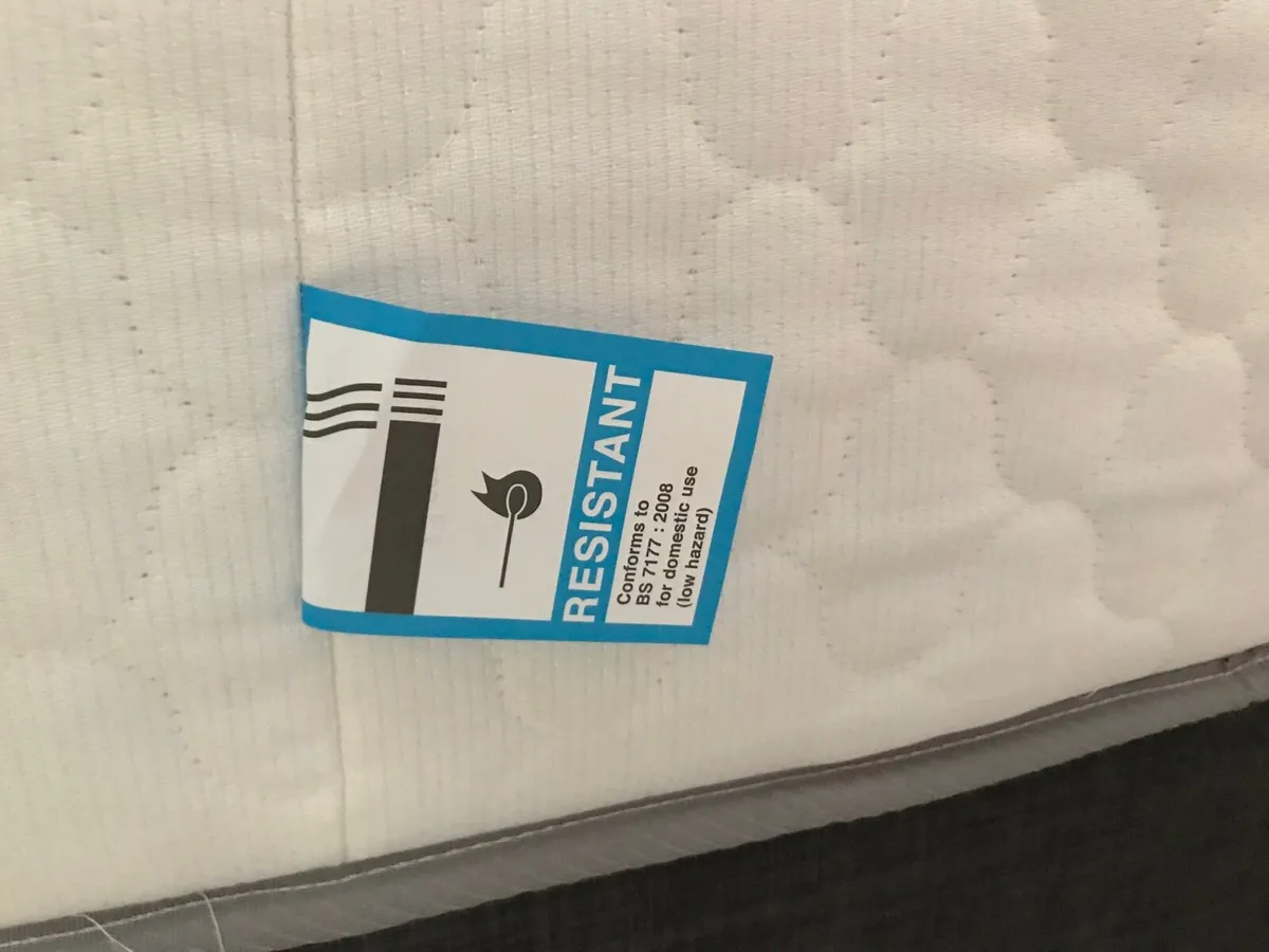 Mattress and divan bed base (King size) - Image 4