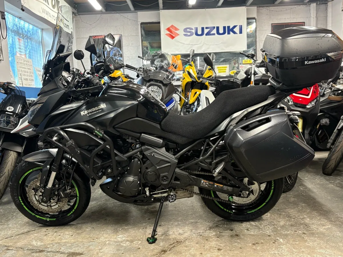 2016 Kawasaki Versys 650. - Image 4