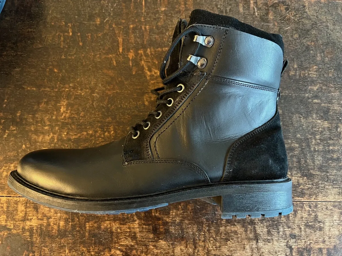 Leather boots by Colchester - Image 3