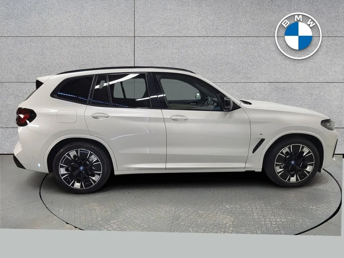 BMW iX3 80 kWh M Sport Pro - Image 3