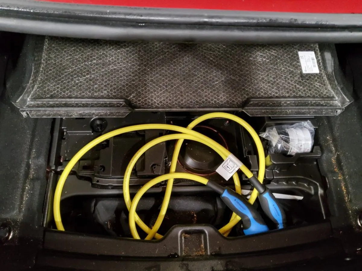 Mercedes-Benz CLA Cla250e Phev Coup A/T Progressi - Image 4