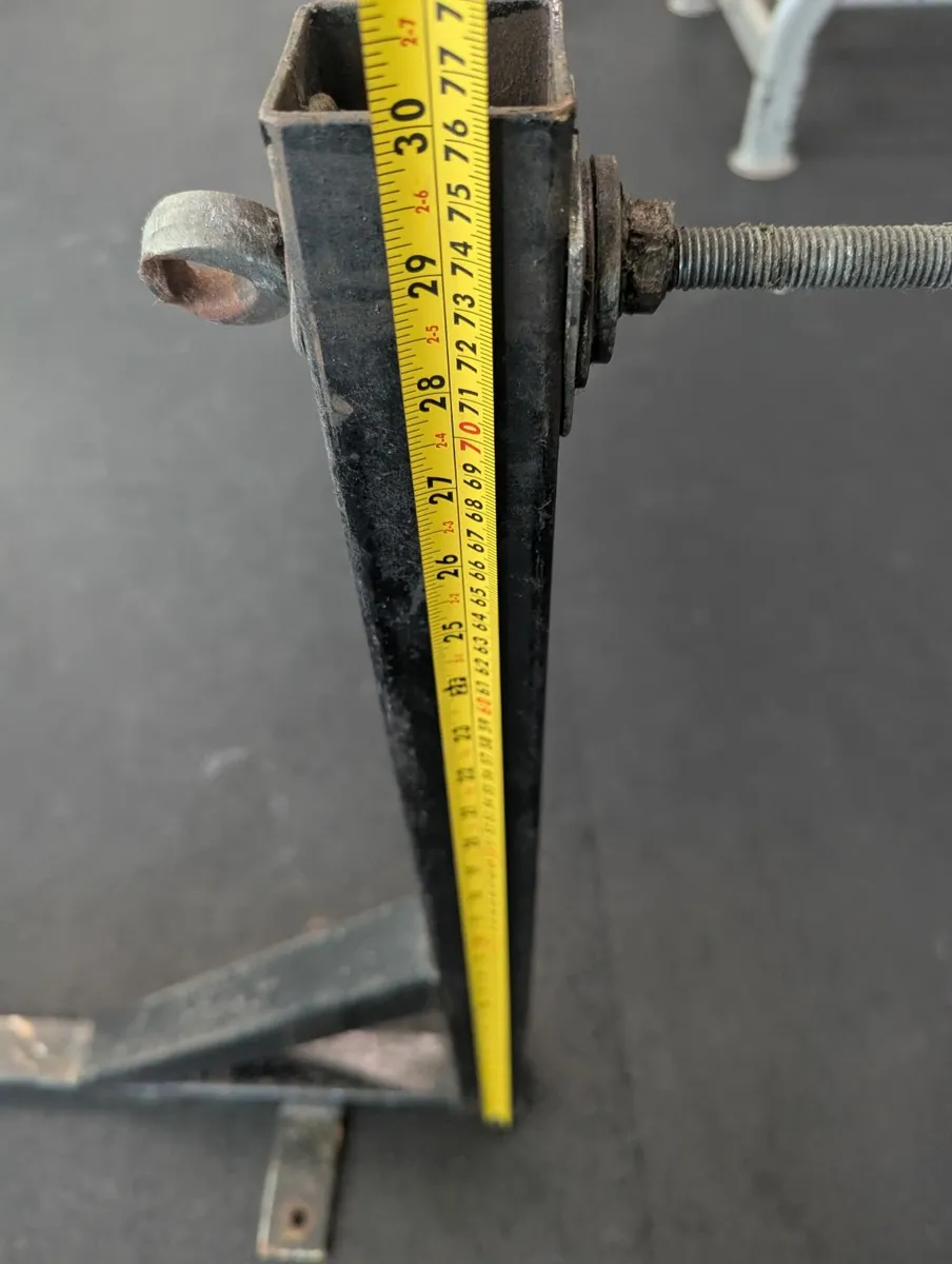 Wall-Mount Punch Bag Bracket - Image 3
