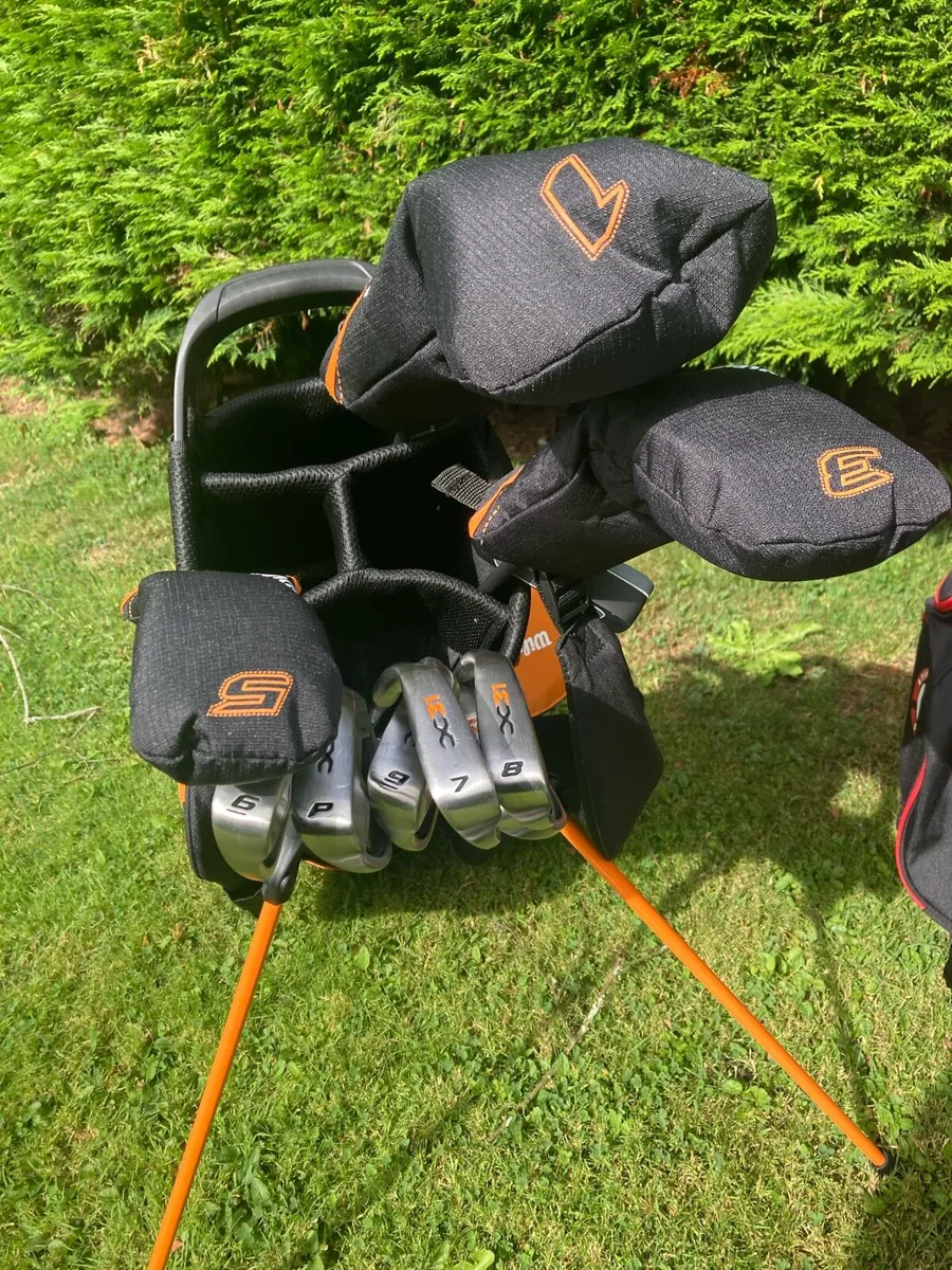 Golf clubs bags and accessories - Image 3
