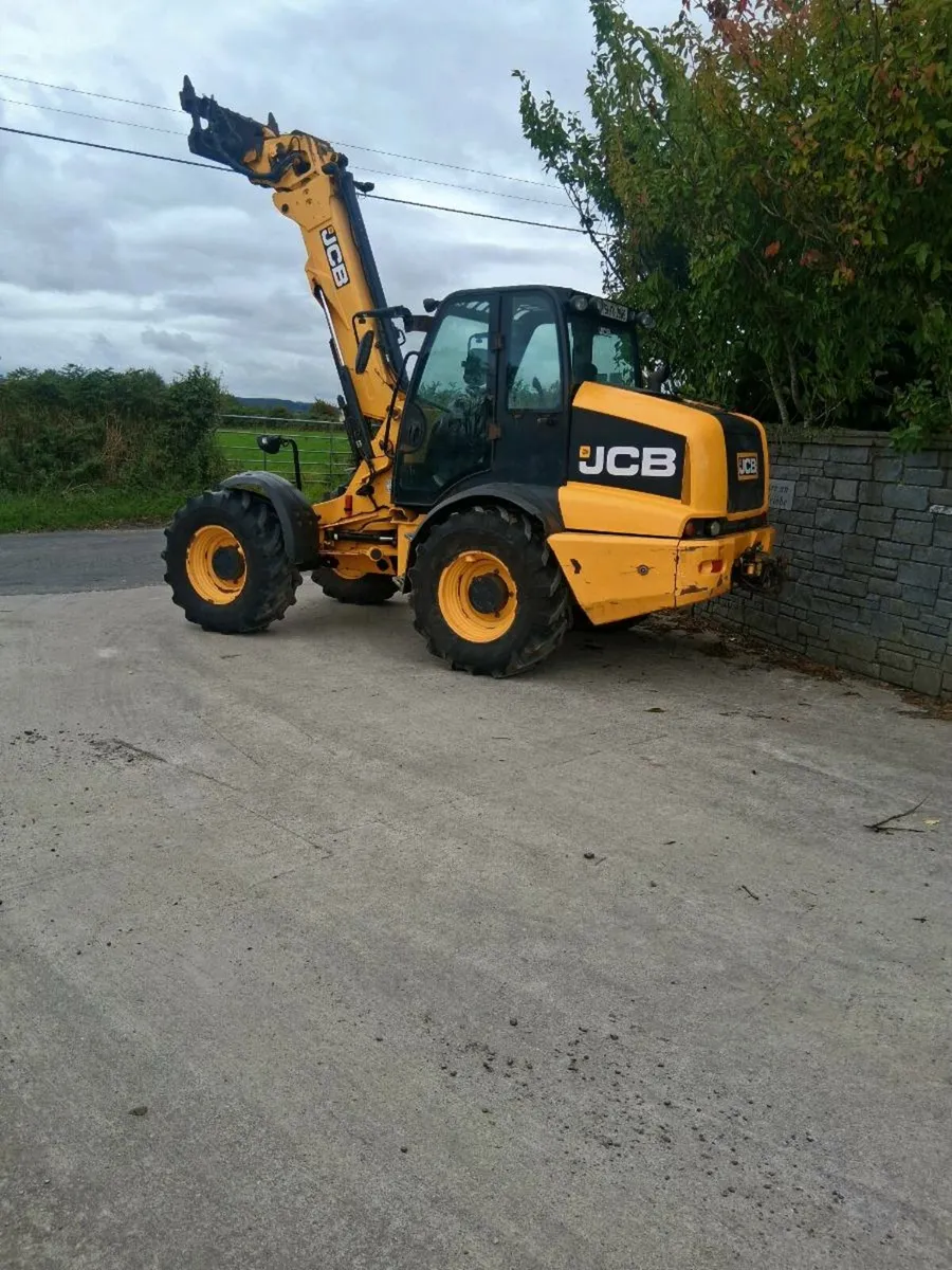 JCB 320 NO VAT - Image 1