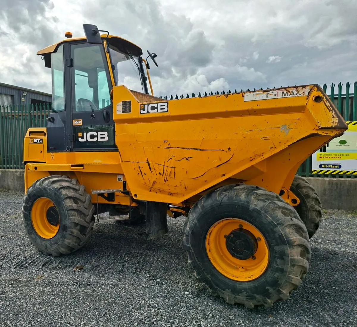 2021 JCB 9 Ton Site Dumper - Image 1