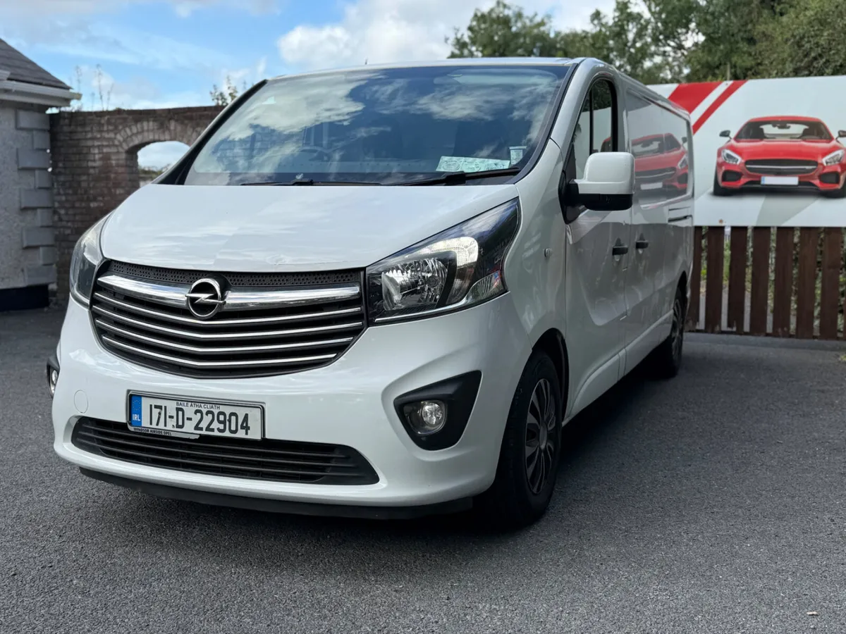 2017 Opel Vivaro Clean VAN Low KM - Image 2