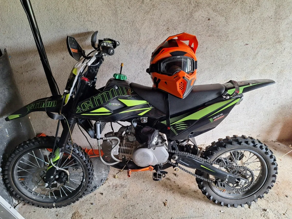 Dirt  Bike - Image 1