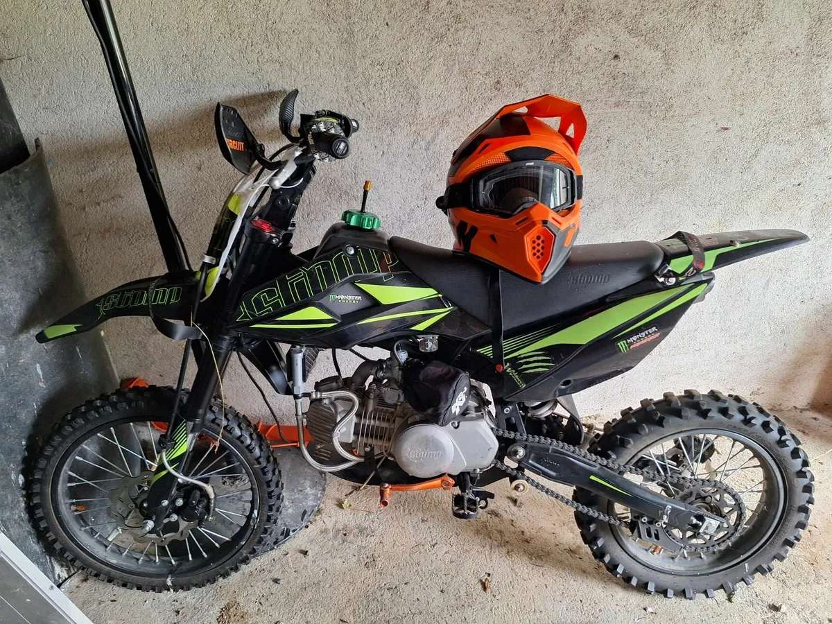 Dirt  Bike - Image 3
