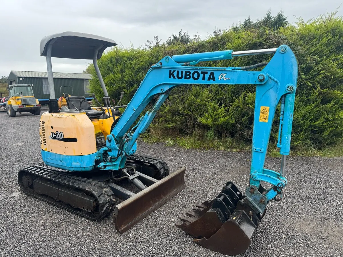 Kubota u-20 mini digger - Image 2