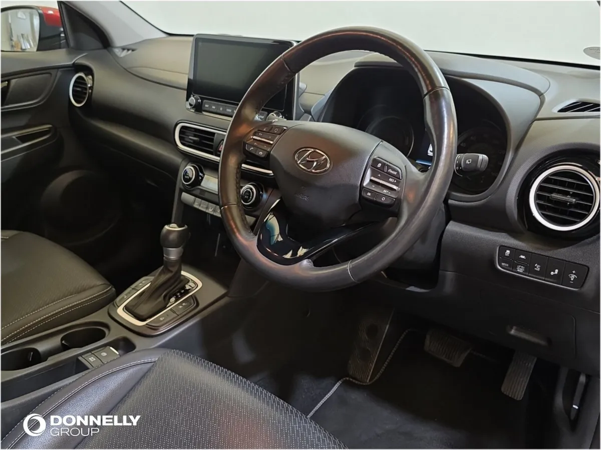 Hyundai Kona Hatchback Premium SE - Image 4