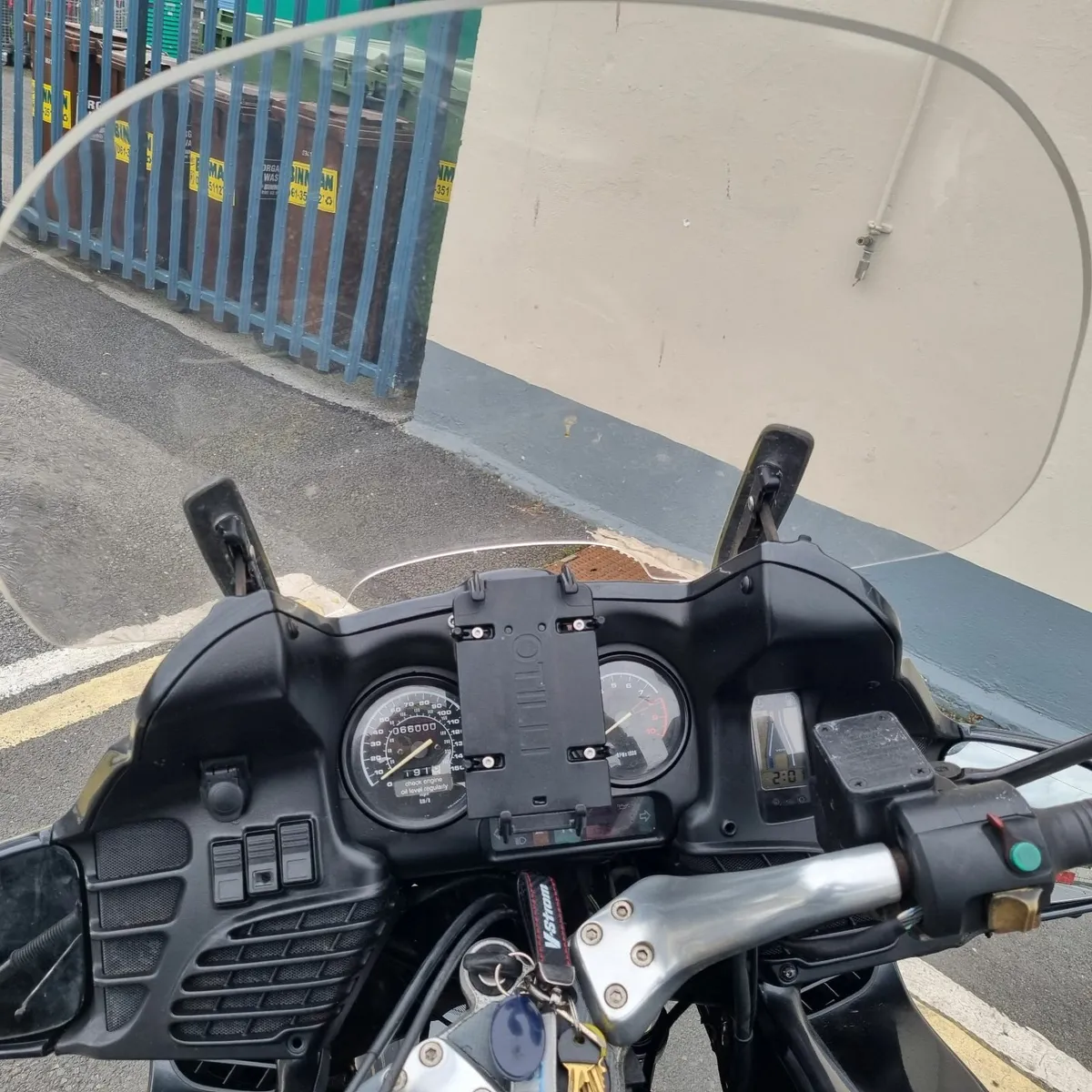 BMW R 1100 RT 2001 - Image 4