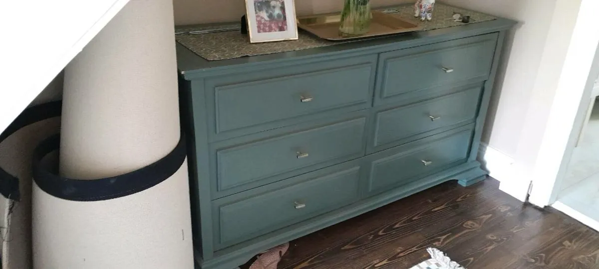 Chest of drawers - Image 2