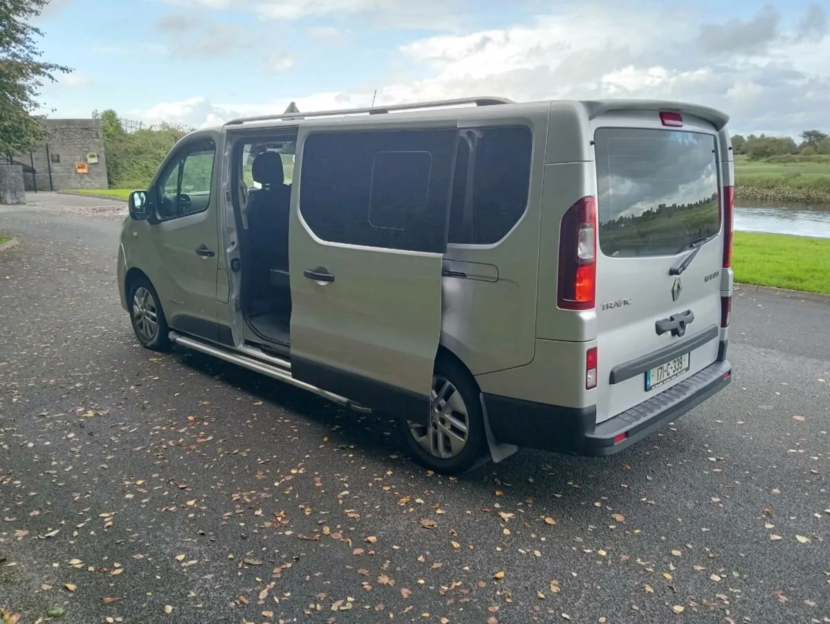 RENAULT TRAFIC MINIBUS 2017' 1.6 DIESEL (9 SEATER) - Image 3