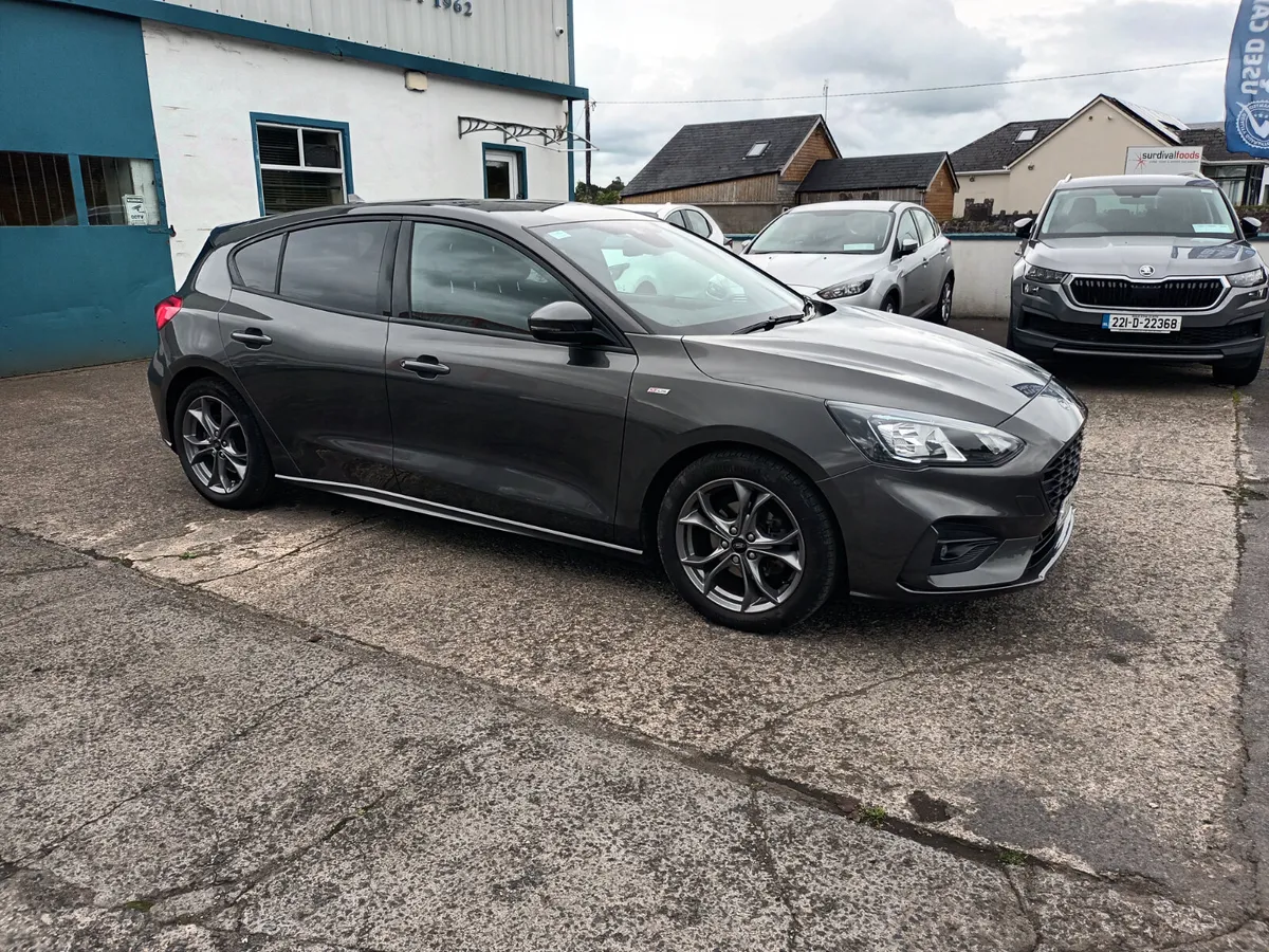 2022 Ford Focus 1.5L EcoBlue 120PS ST-Line - Image 2