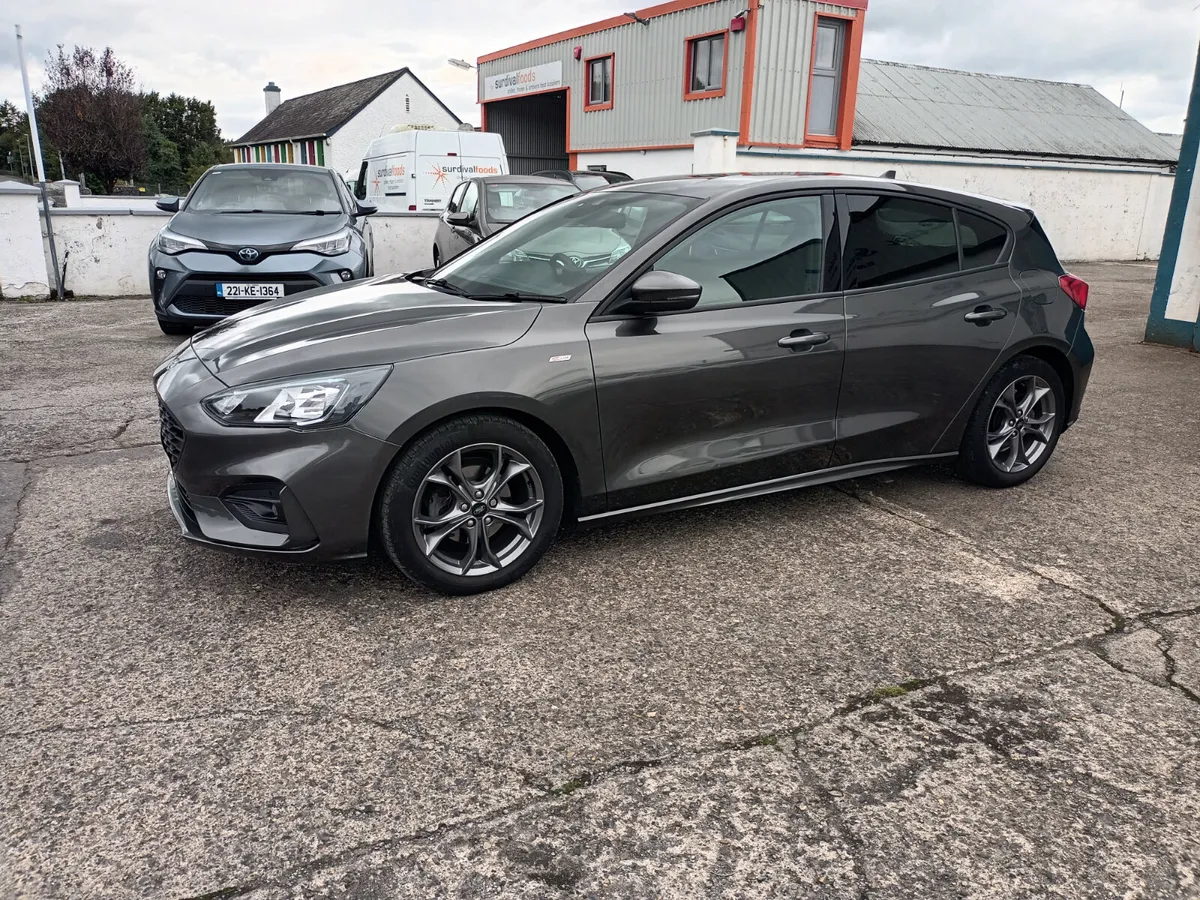 2022 Ford Focus 1.5L EcoBlue 120PS ST-Line - Image 4