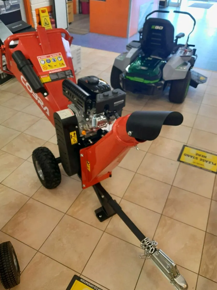 Cobra Woodchipper Chip700L - Image 2