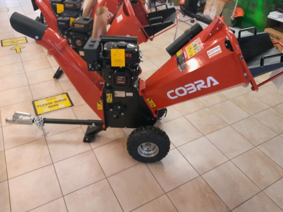 Cobra Woodchipper Chip700L - Image 3