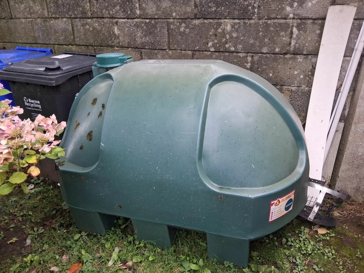 Old oil tank - Image 3