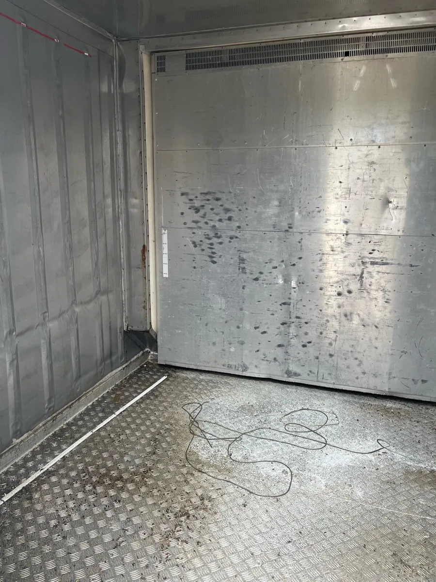 Container - Image 4