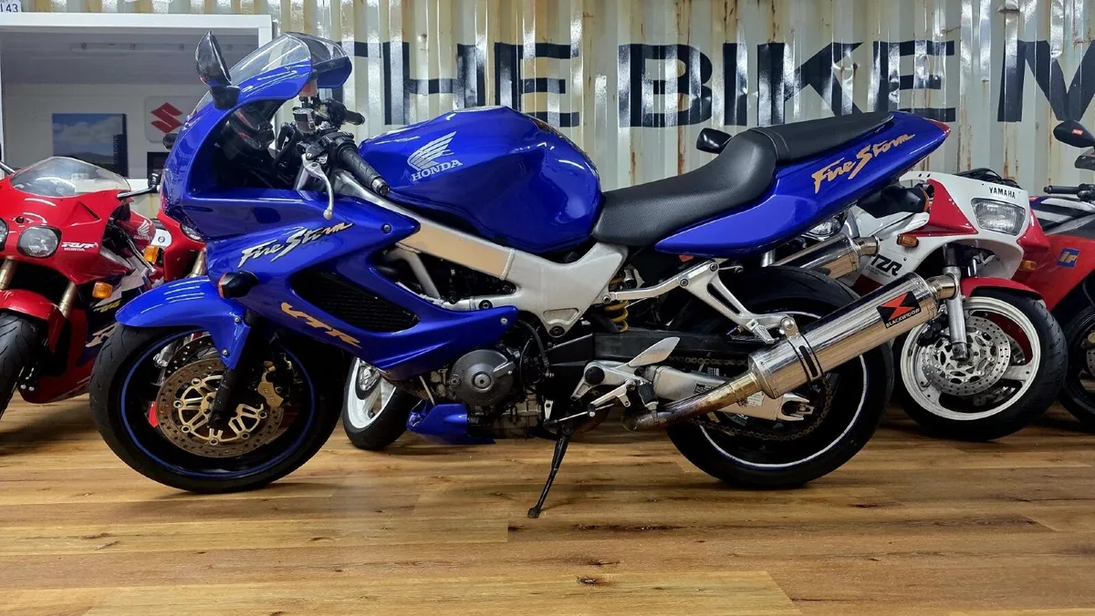 Honda vtr firestorm - Image 2