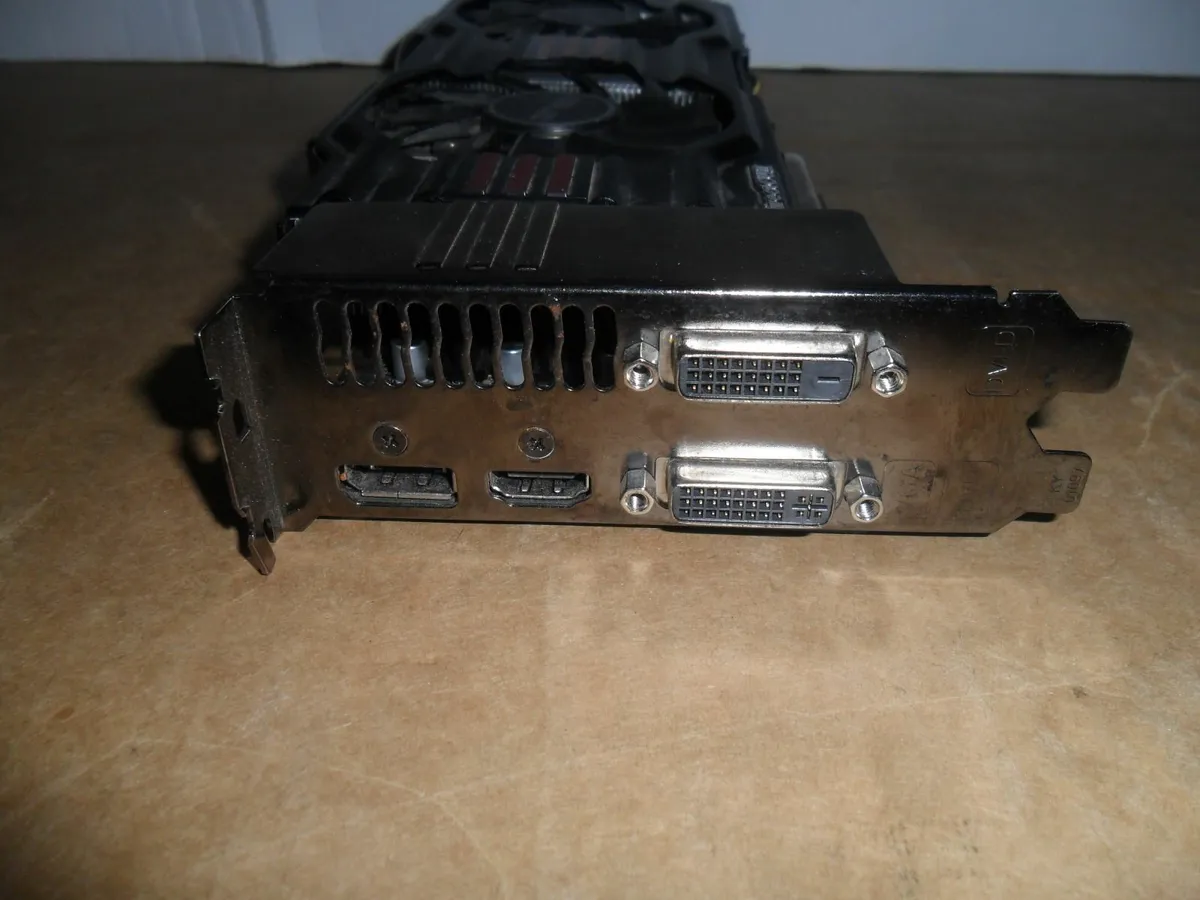Asus gtx 670 directcu ii 2 gb - Image 3