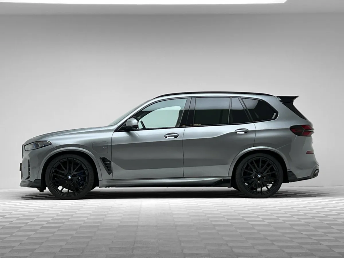 BMW X5 50E M SPORT XDRIVE *PAN ROOF* - Image 4