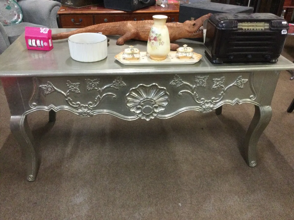 A large Indian metalclad desk - Image 1