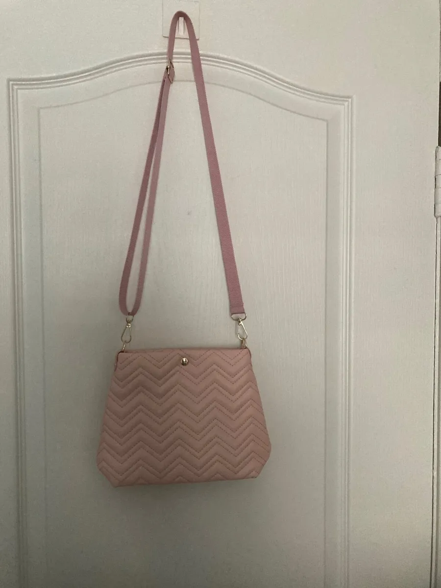 Ladies / Girls Crossbody Bags - Image 2