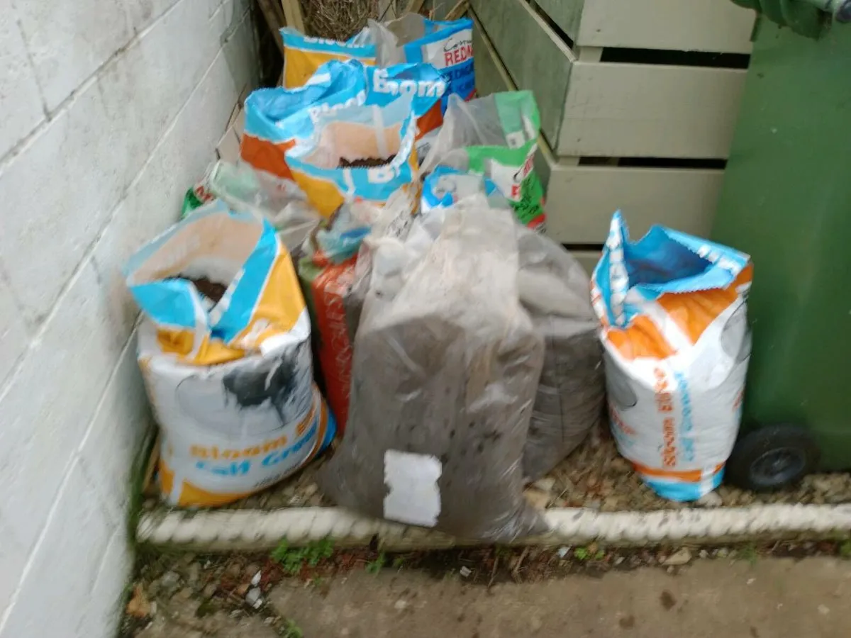 12 BAGS OF TOP SOIL - Image 1