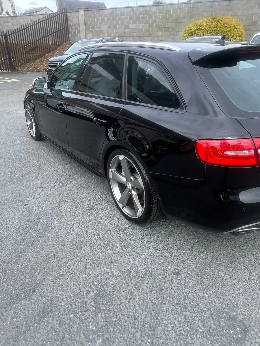 131 Audi A4 Technik 2.0 TDI 136BHP - Image 3