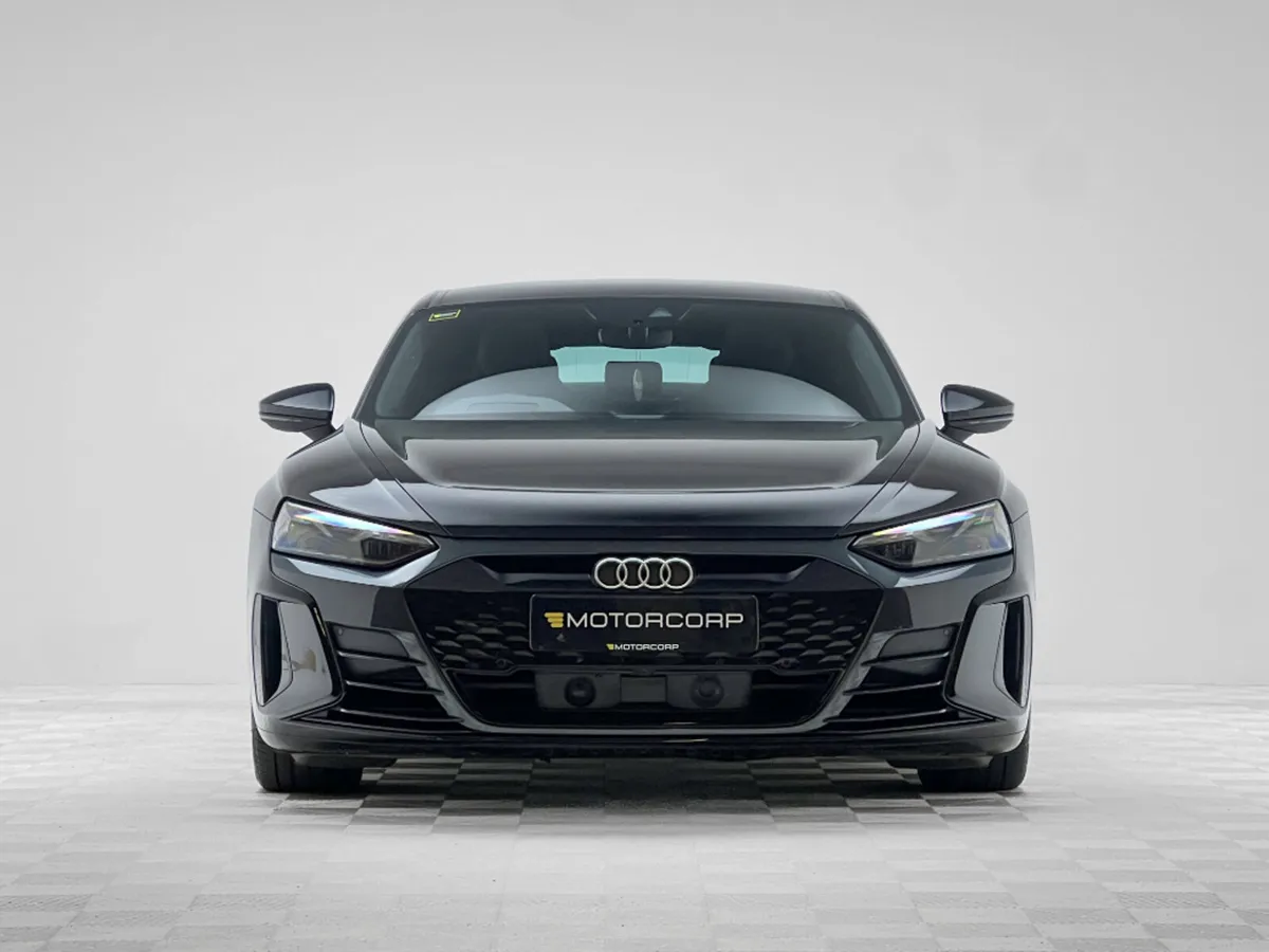 Audi e-tron GT GT QUATTRO - Image 2