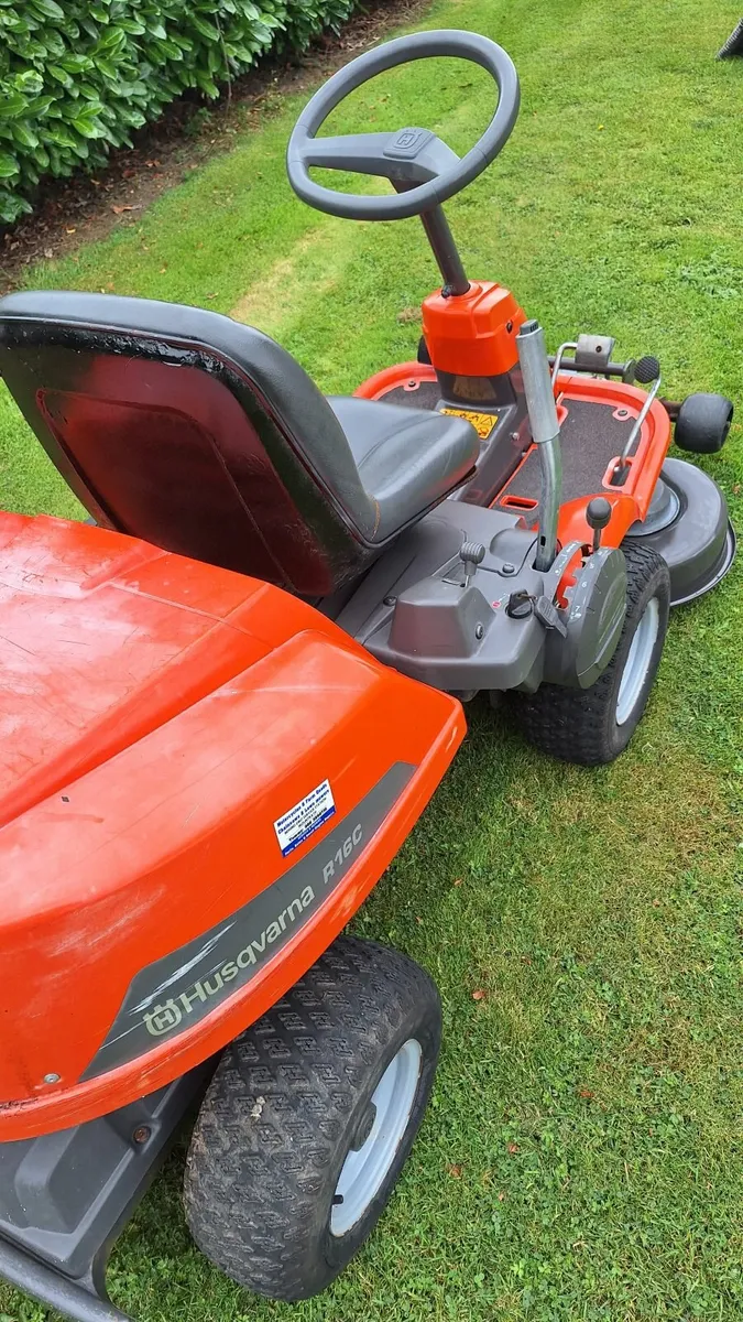 Ride on mower - Image 2