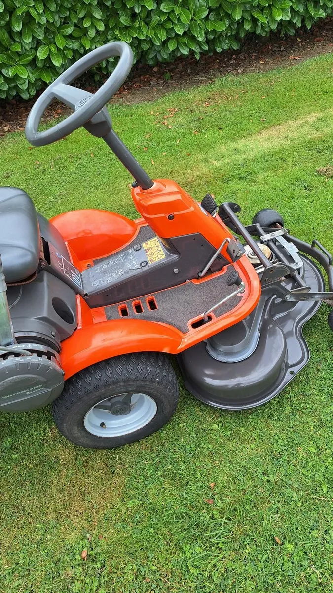 Ride on mower - Image 3