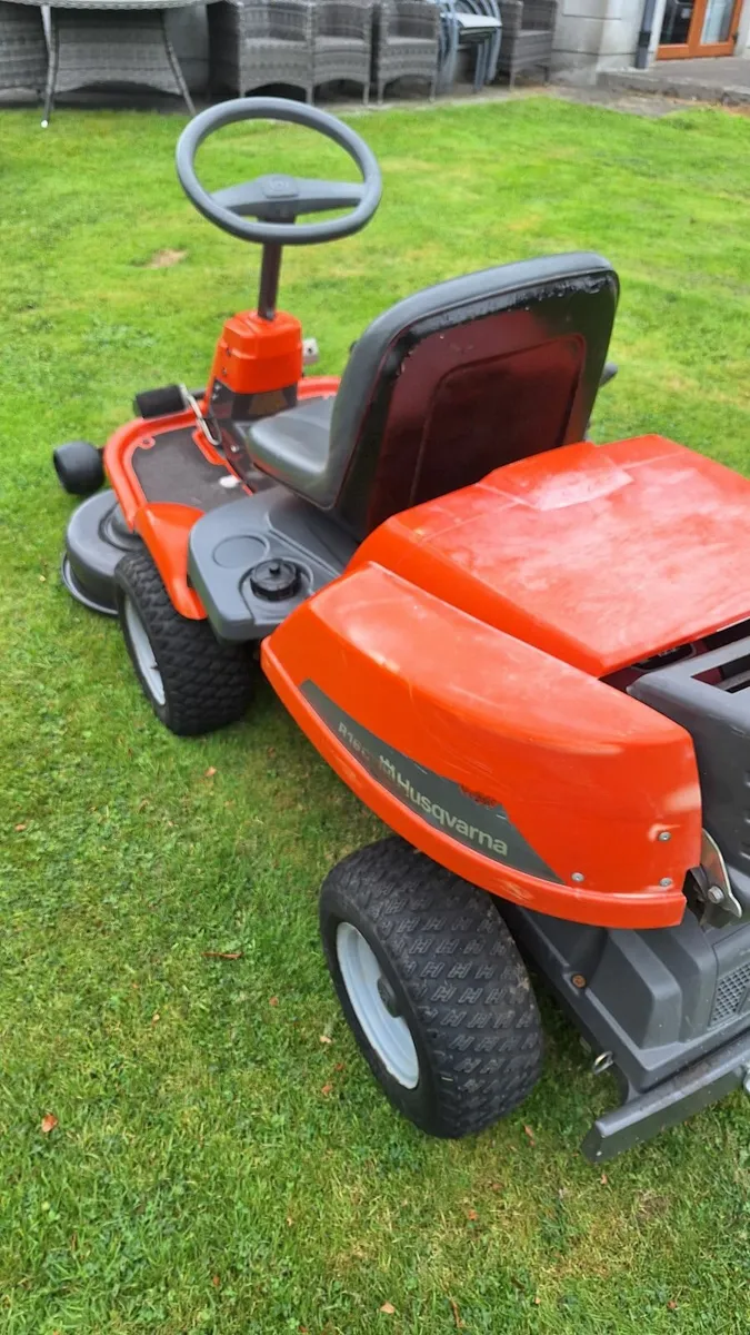 Ride on mower - Image 4