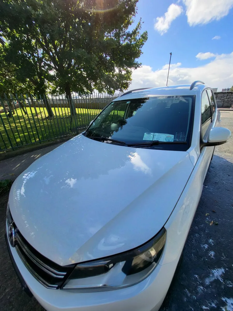 Volkswagen Tiguan  Bluemotion 2.0 Tdi - Image 2