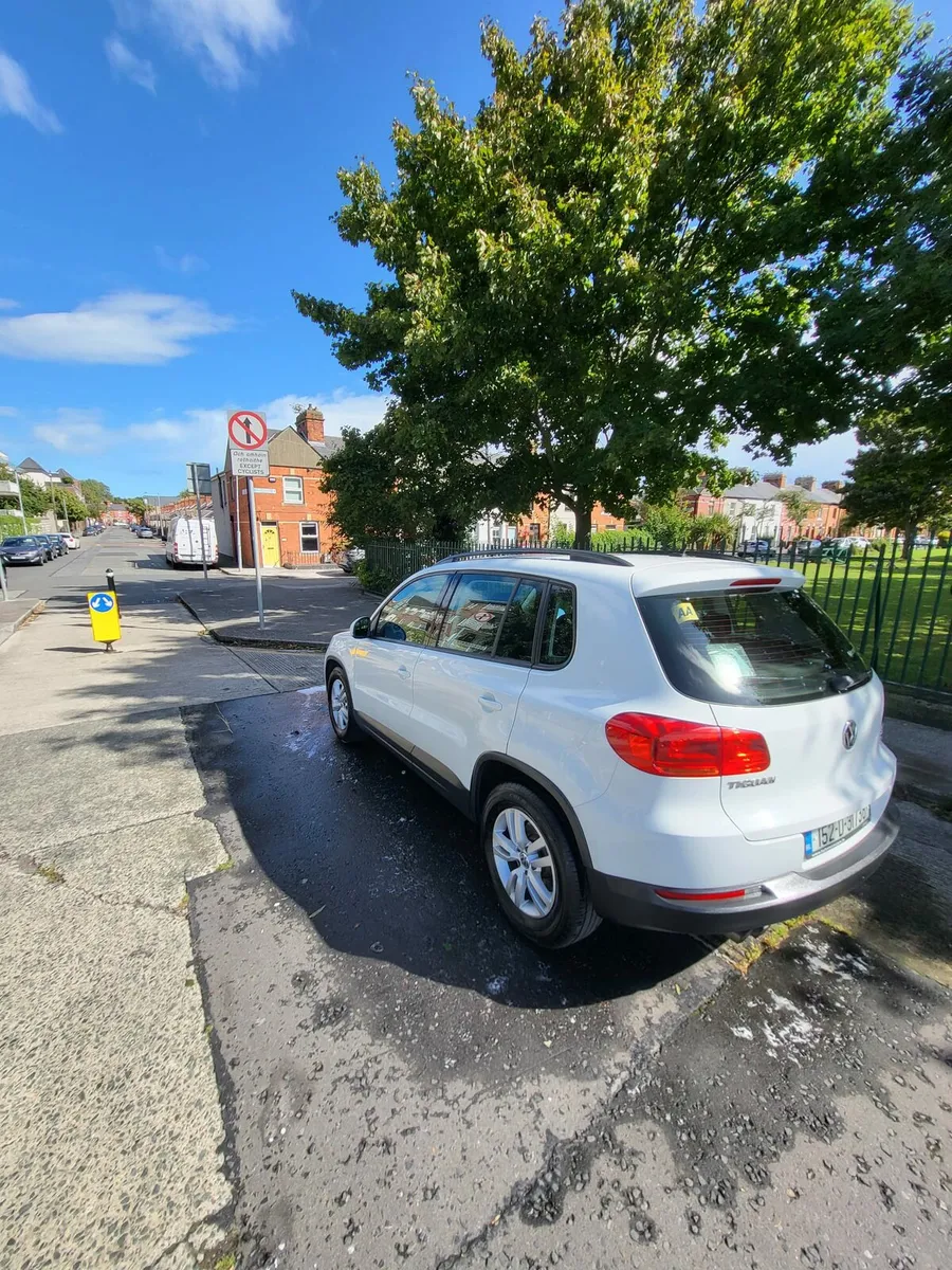 Volkswagen Tiguan  Bluemotion 2.0 Tdi - Image 3