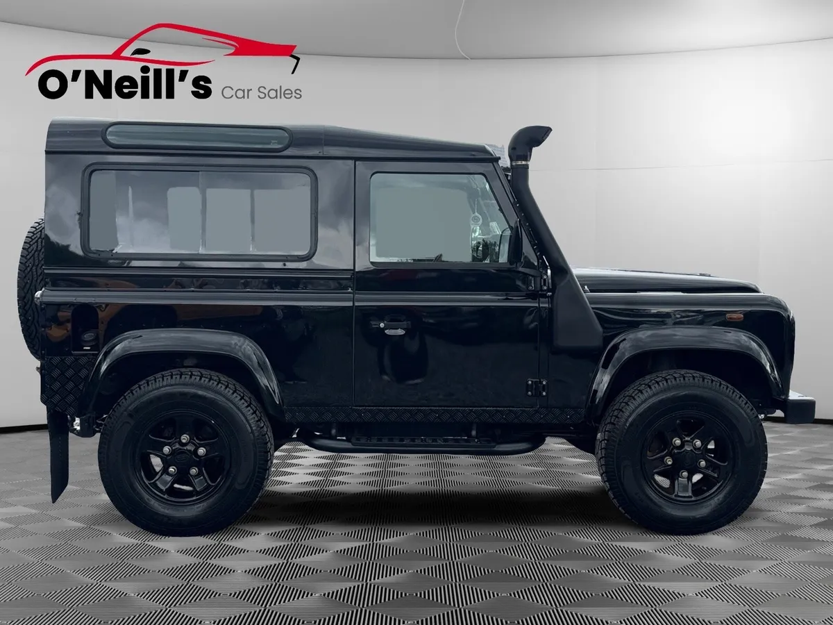 Land Rover Defender '05 90 HARDTOP 3 SEATS *NO VAT - Image 2