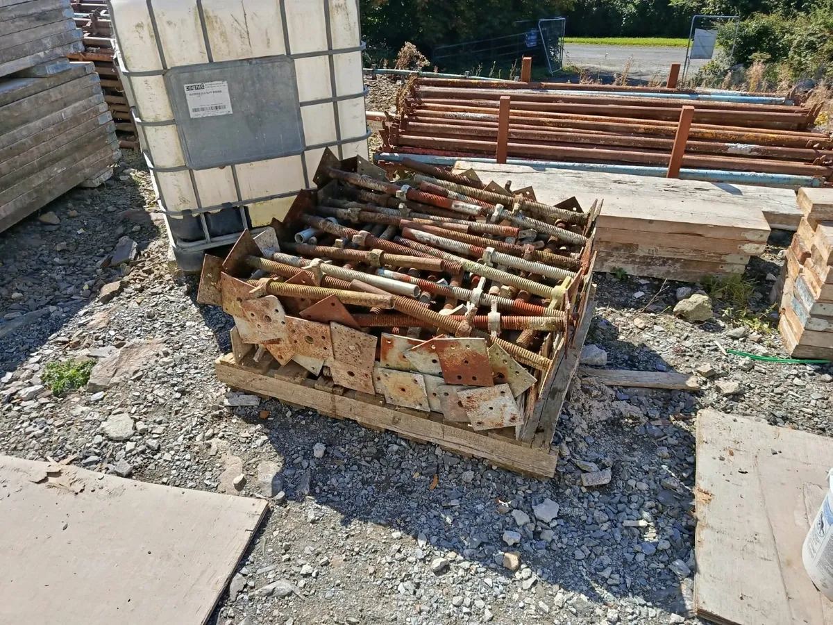 Scaffolding - Image 4