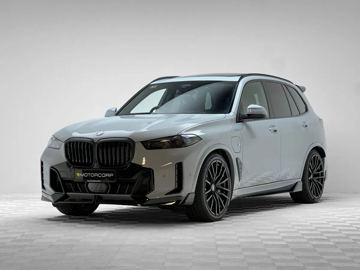 BMW X5 50E M SPORT XDRIVE *PAN ROOF* - Image 3