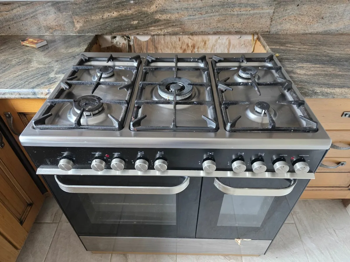 Gas Electric Cooker - Image 2