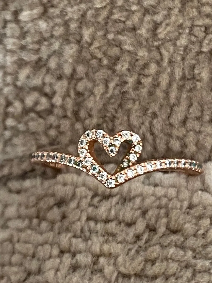 Pandora Heart Shape Ring - Image 1
