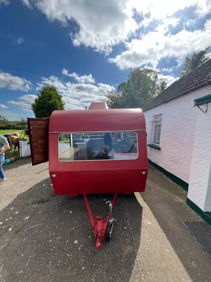 Food & Coffee Trailer - Image 4