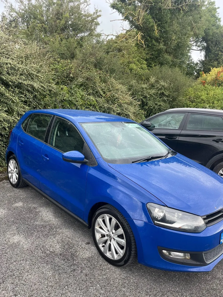 Volkswagen Polo 1.6 2010 - Image 2