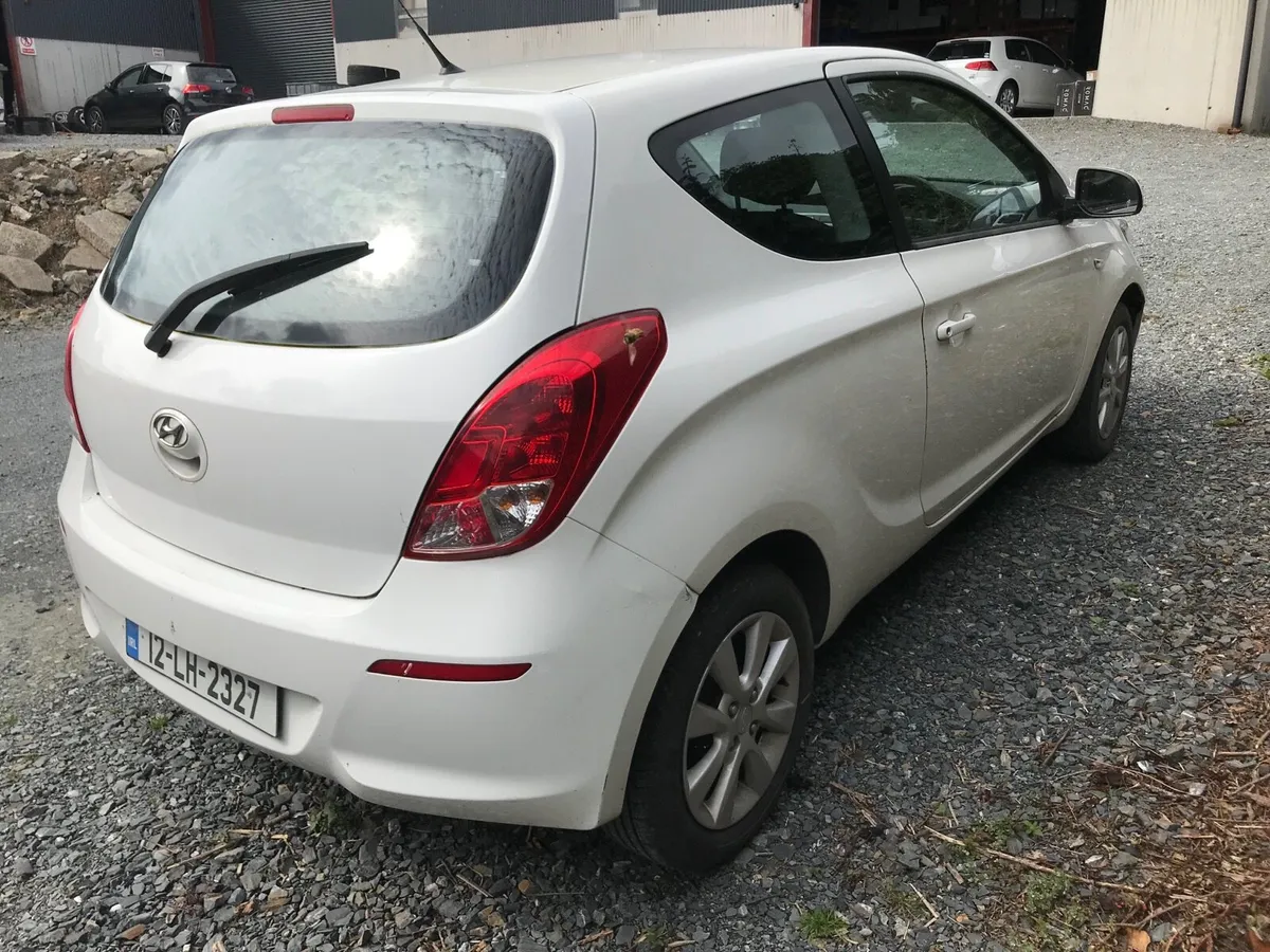 Hyundai I20 - Image 4