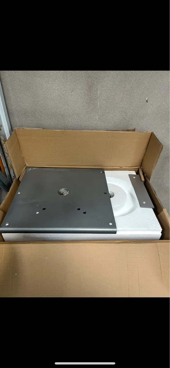 Roller door - Image 3