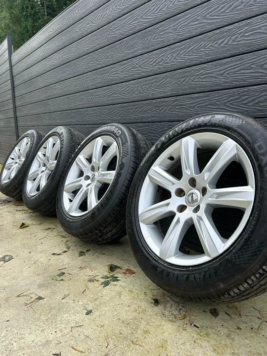 17” GENUINE VOLVO XC60 ALLOY WHEELS & TYRES - Image 1