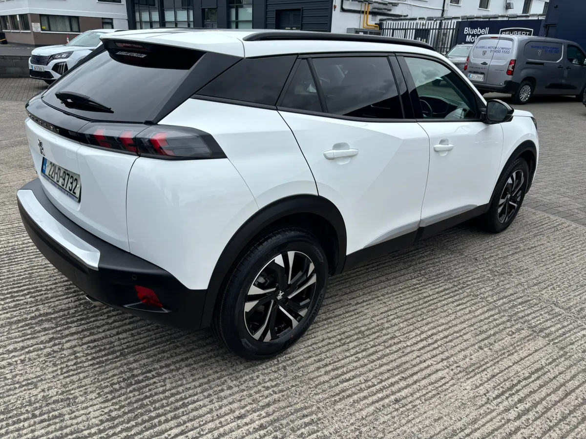 2022 Peugeot 2008 Allure 1.5 diesel - Image 3